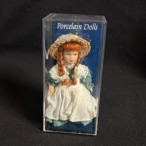 Mini Anne of green gables